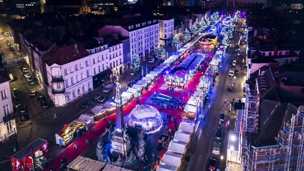 Central And Cozy In بروكسل المظهر الخارجي الصورة